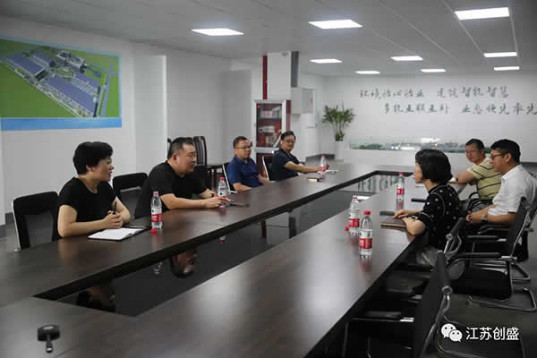 1661158599124.jpg 新聞=情系一線 致敬堅守 江蘇創(chuàng)盛深入開展“夏送清涼”活動03.jpg