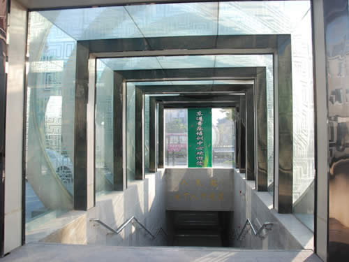 人民路地下人選通道